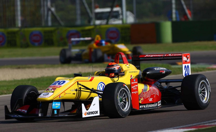 F3 Europe Rd 10 Imola - Action 2