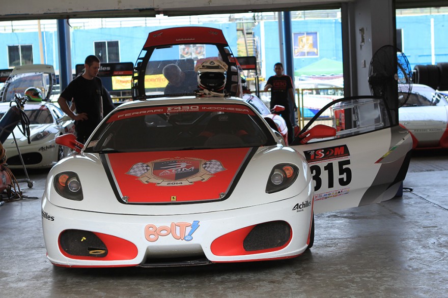 ISSOM F430 Competizone 1