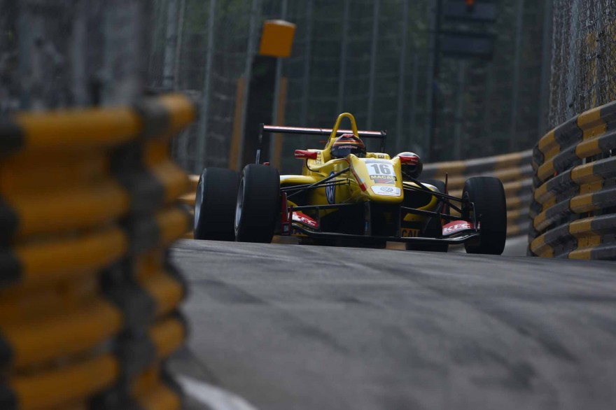 Macau Grand Prix - Action 2