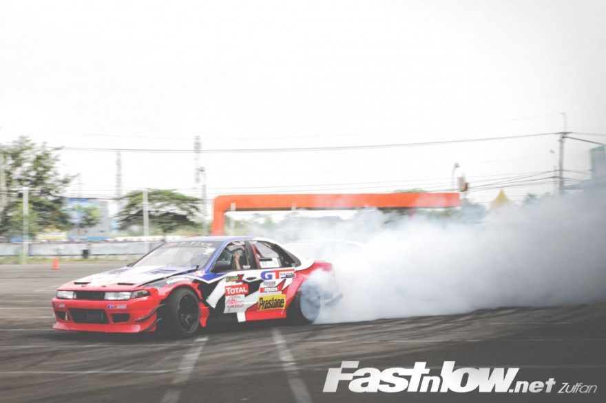 dug dug drift BSI Square drift Indonesian Drift Community GT Radial Kratingdaeng Total Oil Indonesia Prestone 4 rio sb
