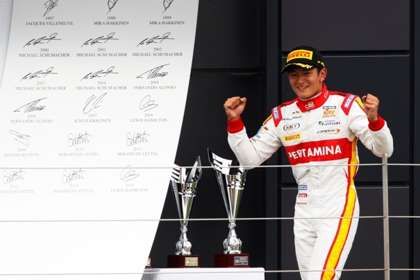 rio-haryanto-juara-di-silverstone-20150705222002-2017