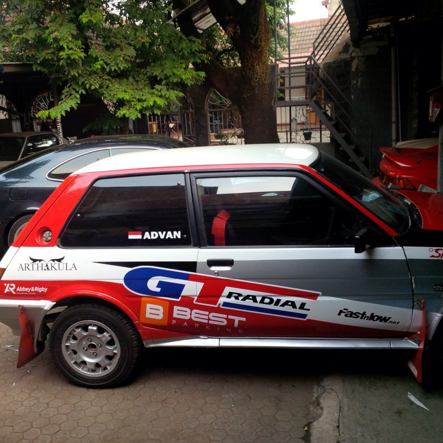 advannov mobil rally GT Radial Best parking rally team