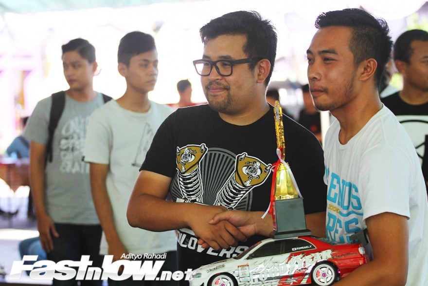 Car meet out HTJRT Yogyakarta Sindu park 16