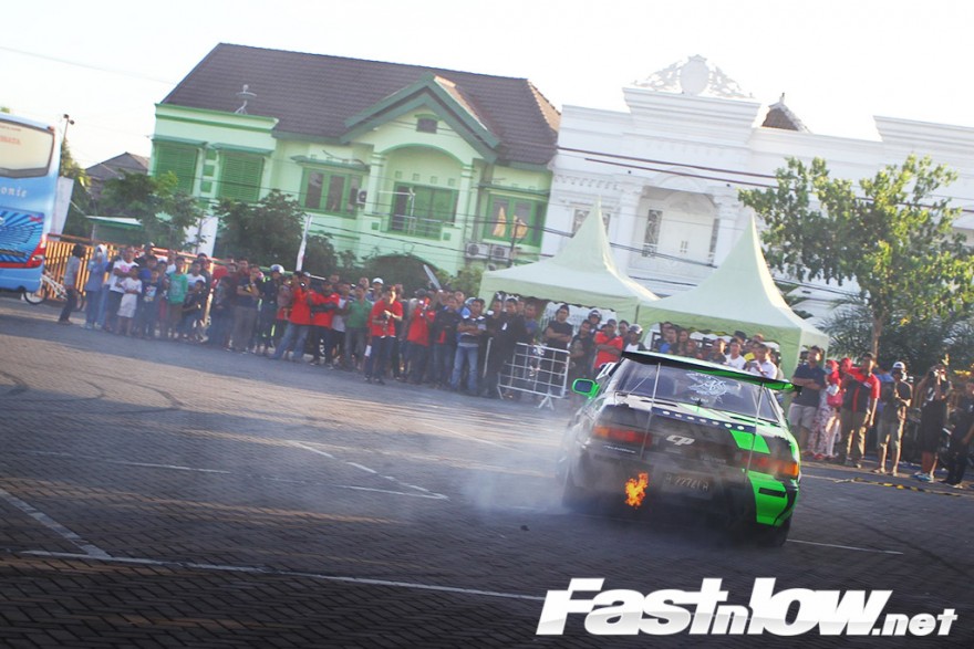 Car meet out HTJRT Yogyakarta Sindu park 33