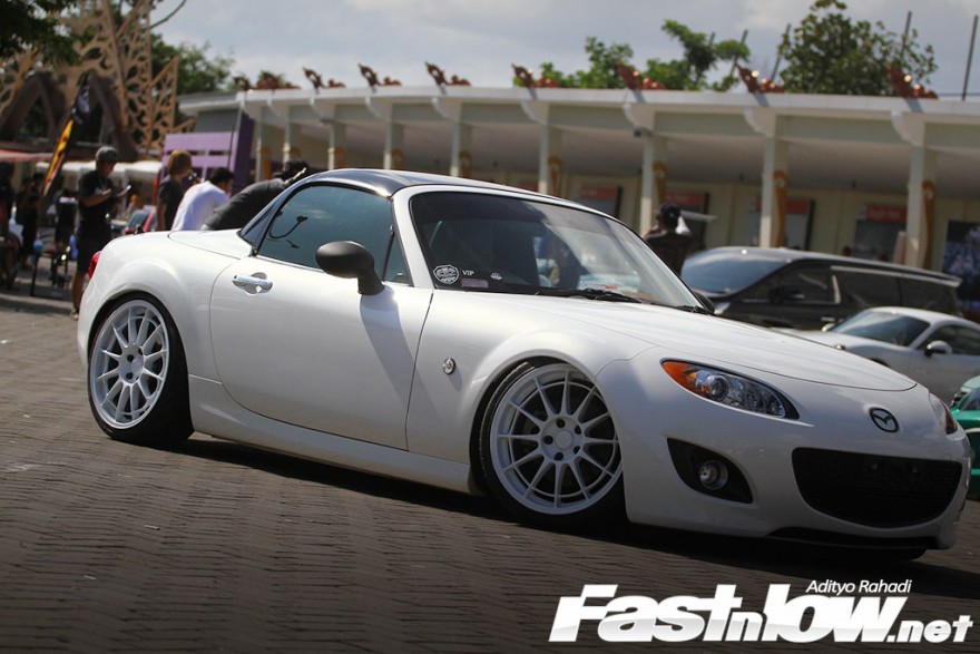 Car meet out HTJRT Yogyakarta Sindu park 9