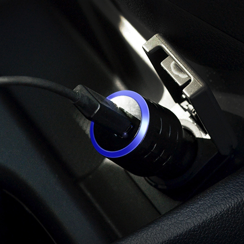 car-charger-in-use
