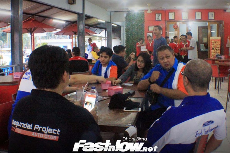 FK3O Buka puasa bersama komunitas mobil indonesia 2016 6