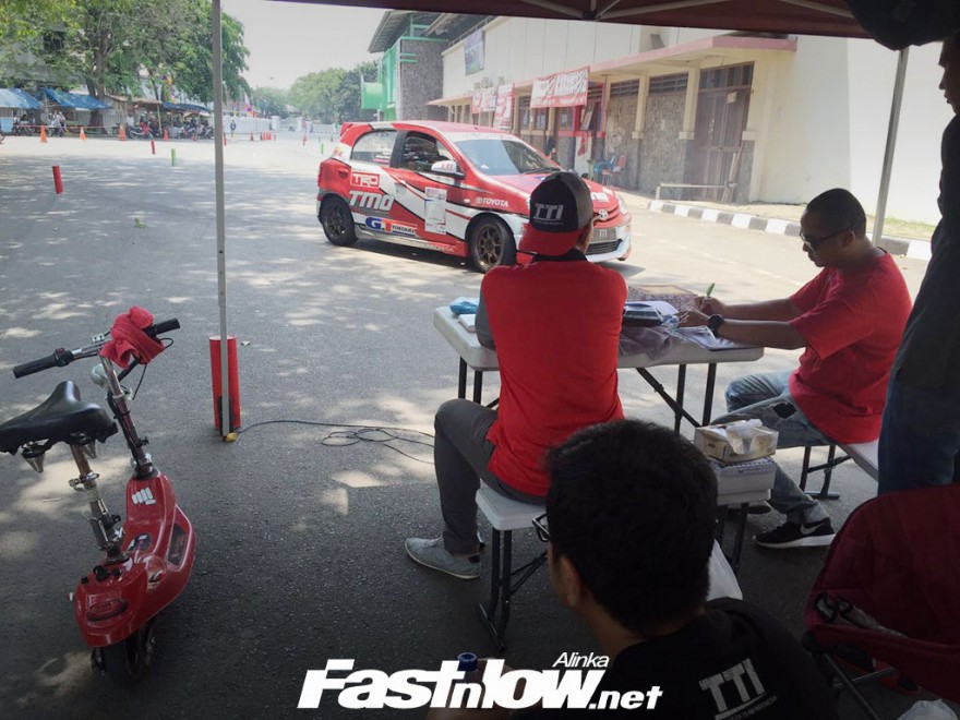 TTI Latihan slalom GT Radial 2016 3