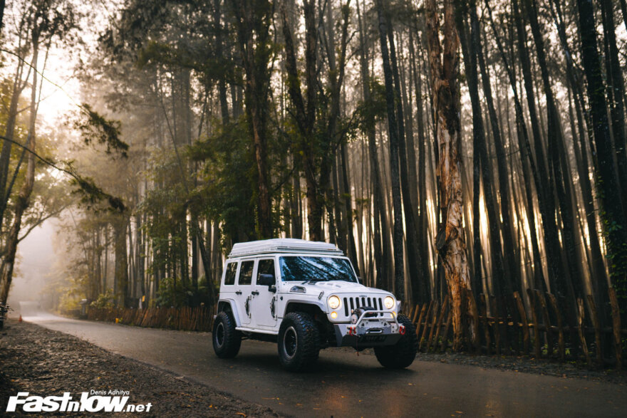 JEEP WRANGLER JK : Go Anywhere, Get Lost, Do Anything