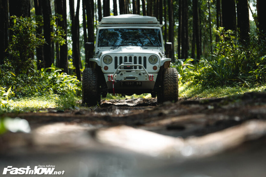 JEEP WRANGLER JK : Go Anywhere, Get Lost, Do Anything