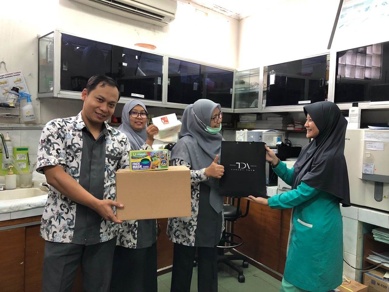 Tda Luxury Toys Berbagi Demi Melawan Covid 19 Fastnlow Net