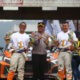 Haji Rahmat (kanan) berhasil meraih Juara Nasional Rally 2023