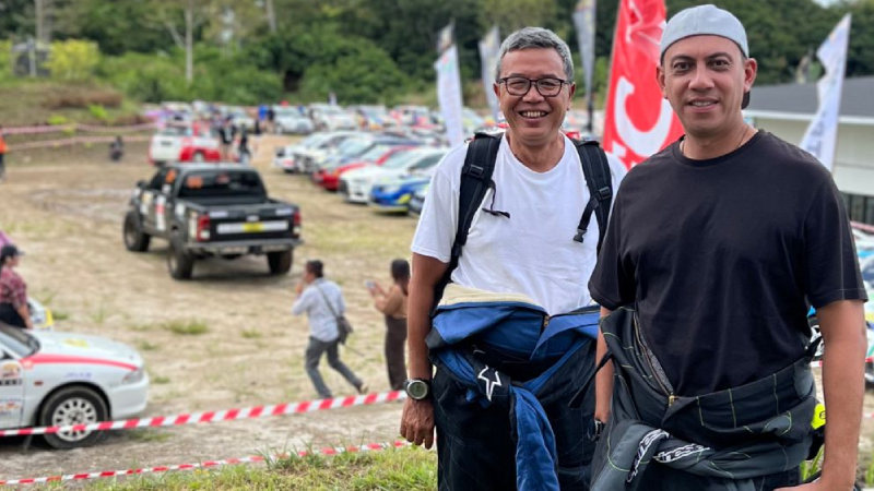 Jadi co-driver mobil rally R5 beda gak sih?
