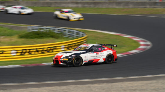 Haridarma Manoppo saat melakoni GT4 Asia di Okayama, Jepang, tahun 2023