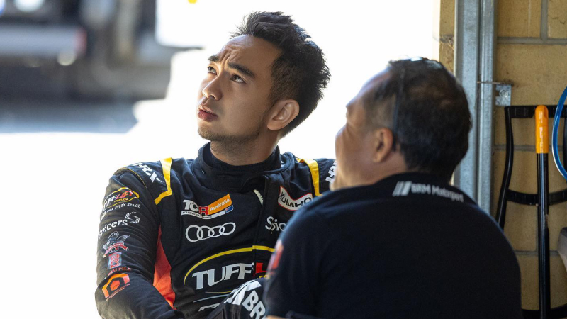 Glenn Nirwan pembalap Indonesia yang bernaung di bawah Tufflift Racing