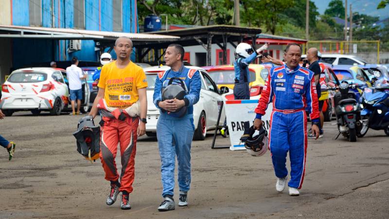 Eshark Dapur Cokelat Touring Championship