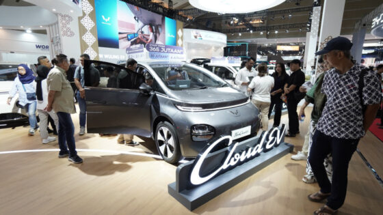 New Wuling Cloud EV
