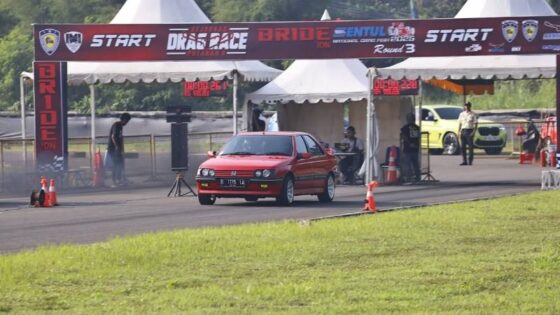 Peugeot 405 patahkan stigma negatif