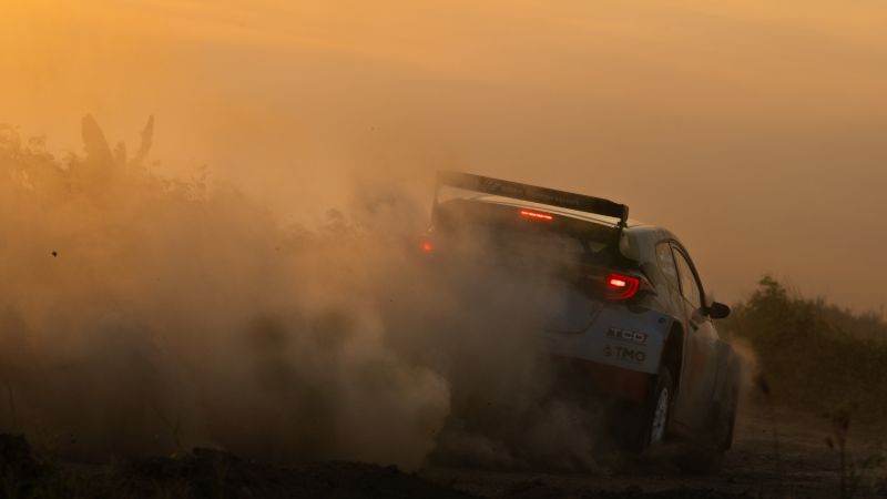 Ryan Nirwan berjaya di seri pertama Kejurnas Sprint Rally 2025