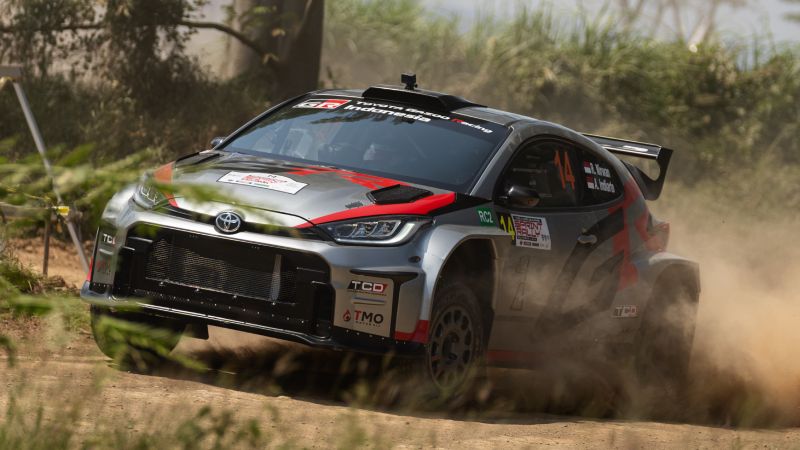 Ryan Nirwan berjaya di seri pertama Kejurnas Sprint Rally 2025