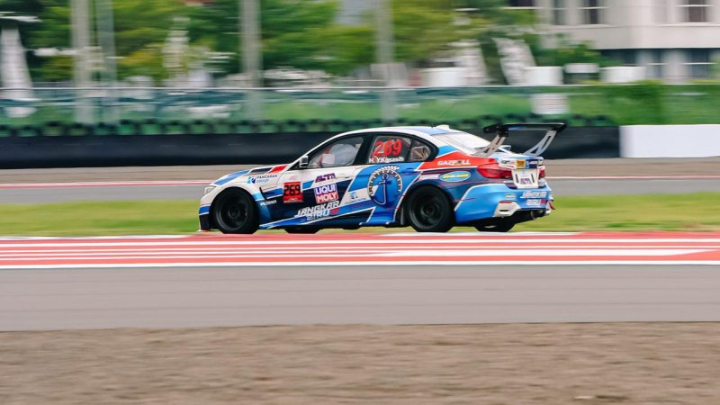 Aksi M Yassin Kosasih dengan BMW F30