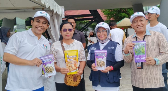 Wakil Bupati Simalungun Benny Gusman Sinaga ajak warga lakukan aksi nyata untuk menjaga kebersihan Danau Toba