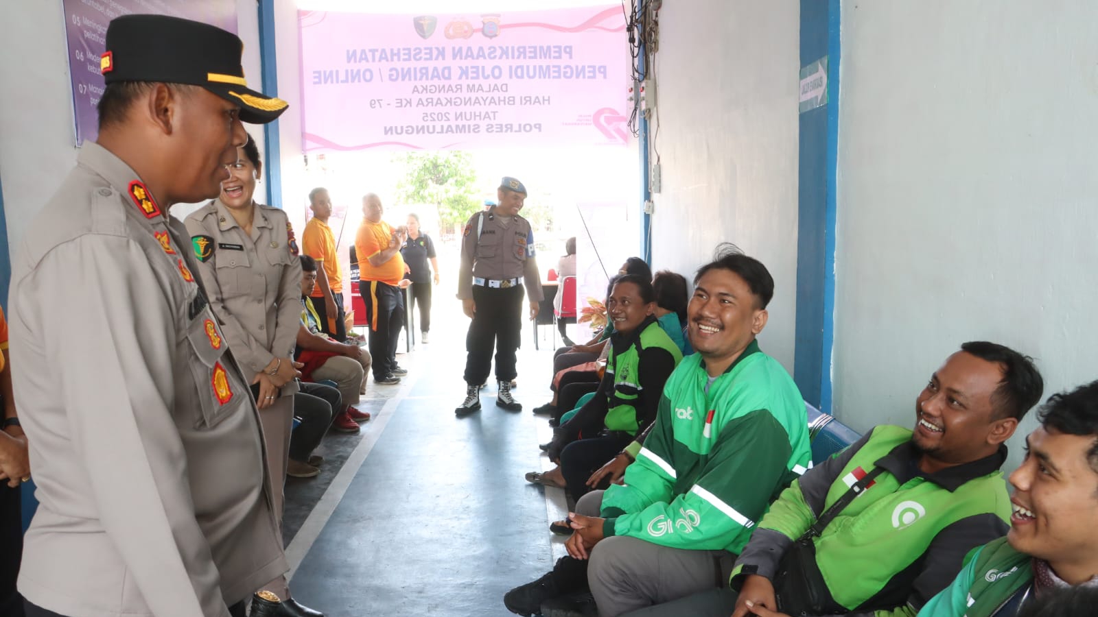 Polisi gelar cek kesehatan gratis untuk warga. Ist