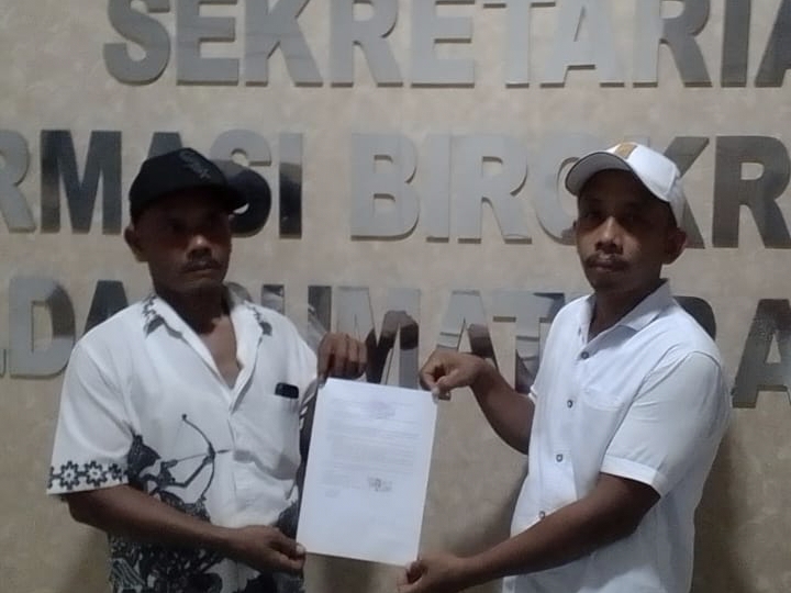 Warga menyampaikan pengaduan temuan aliran limbah menyerupai air terjun yang diduga berasal dari aktivitas operasional PKS PT TSP pada 26 Mei 2025 lalu.