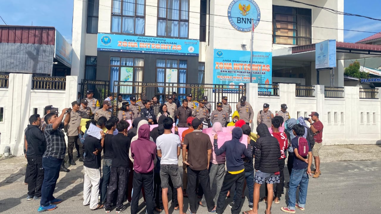 APSU: Periksa dan Tangkap Bandar Narkoba RS APSU: Periksa dan Tangkap Bandar Narkoba RS