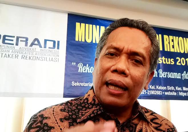 Ketua Umum PERADI RBA, Luhut Pangaribuan.