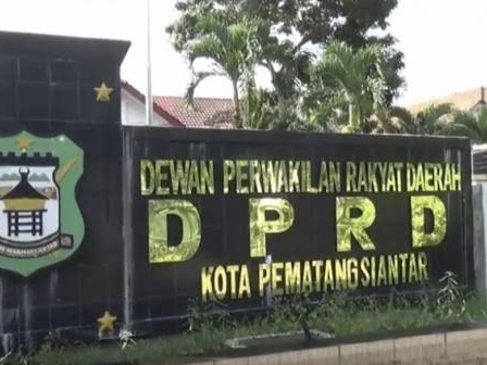 DPRD Pematangsiantar.