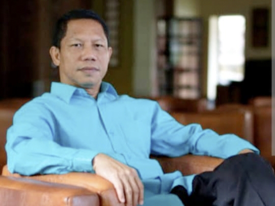 Pastor Dion Panomban.