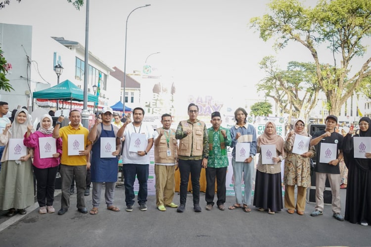Car Free Day Medan Jadi Ajang Penyerahan Sertifikat Halal untuk Ratusan UMKM