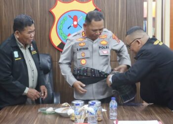 Kapolres Simalungun, AKBP Marganda Aritonang, S.H., S.I.K., M.M., menerima kunjungan silaturahmi dari pengurus Pemuka Agama Mitra Kamtibmas (PAMK) Polres Simalungun
