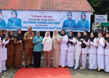 Wakil Ketua TP Posyandu Sumut Titiek Sugiharti Surya kunjungan kerja ke dua Posyandu di wilayah Kota Tanjungbalai