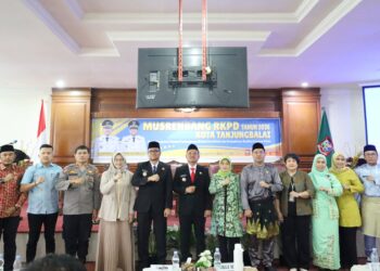 Wali Kota Tanjungbalai Mahyaruddin Salim dan Wakil Wali Kota Muhammad Fadly Abdina menghadiri kegiatan Musyawarah Perencanaan Pembangunan (Musrenbang) Tahun 2026 dalam rangka Penyusunan RKPD Kota Tanjungbalai Tahun 2026