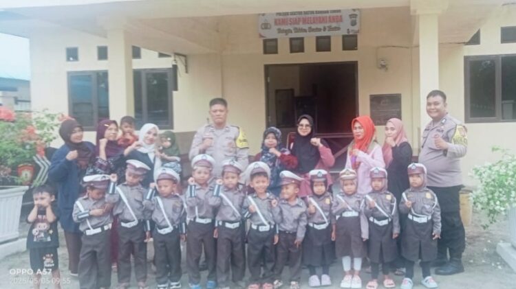 Polsubsektor Datuk Bandar Timur Terima Kunjungan Anak PAUD Soft Waturrohma