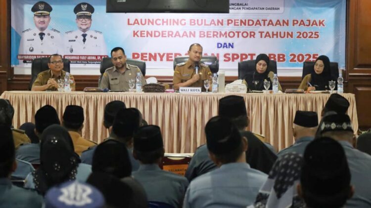 Wali Kota Tanjungbalai Buka Launching Pendataan Pajak Kendaraan Bermotor dan Penyerahan DHKP SPPT P-2 Tahun 2025