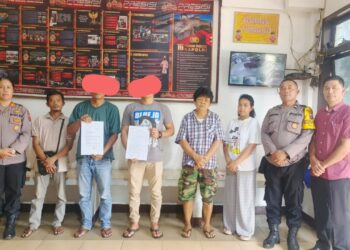 Kapolsek Sianțar Utara AKP Jahrona Sinaga SH menyelesaikan perkara penganiayaan warga dengan Restorative Justice