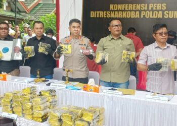 Direktorat Reserse Narkoba Polda Sumut berhasil gagalkan peredaran 100 kg sabu
(Foto Romulo)