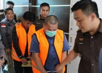 Tiga tersangka kasus dugaan korupsi Dana Desa dan Alokasi Dana Desa Salo’o, Kecamatan Ulu Moro’o, Kabupaten Nias Barat tahun Anggaran 2023-2024. (Foto Ist)