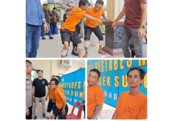Dua tersangka spesialis pencurian rumah kosong yang diringkus personil Polsek Medan Sunggal dipimpin Kapolsek Sunggal, Bambang G Hutabarat. (Foto Ist)