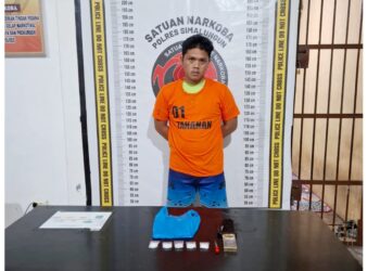 Tersangka Ando Saragih dan barang bukti sudah diamankan di Sat Resnarkoba Polres Simalungun