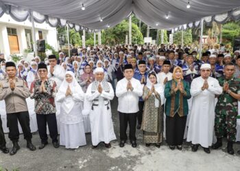 Wali Kota Pematangsiantar Wesly Silalahi SH MKn sambut pemulangan Jamaah Haji/Hajjah Kota Pematangsiantar 1446 H/2025 M