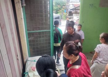 Bayi yang ditemukan di los kios Jalan Sambu simpang Jalan Pandan, Kelurahan Gang Buntu, Kecamatan Medan Timur. (Foto Ist)
