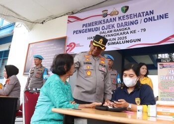 Polres Simalungun Gelar Pemeriksaan Kesehatan Gratis untuk Driver Ojol dan Lansia