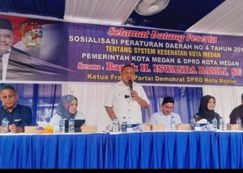 Anggota DPRD Medan Kota Medan, Iswanda Ramli saat sosialisasi Peraturan Daerah (Perda) Kota Medan No 4 tahun 2012 tentang Sistem Kesehatan. (Foto Ist)