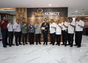 Wali Kota Pematangsiantar Wesly Silalahi SH MKn bertemu pihak PT Bank Sumut, di Kantor PT Bank Sumut, Jalan Imam Bonjol Kota Medan