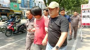 Penangkapan GS pemilik Indah Cargo Setia Budi 1 Tanjung Rejo yang juga rekanan atas dugaan korupsi Grand Design Objek Wisata di Nia Utara. (Foto Ist)
