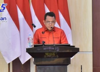 Sekretaris Fraksi PDI Perjuangan DPRD Kota Medan, Paul Mei Anton Simanjuntak dalam rapat paripurna DPRD Medan. (Foto Ist)